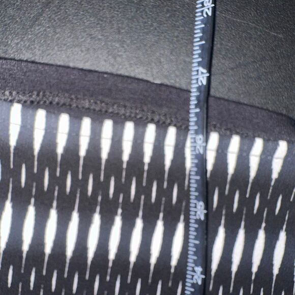 Rafaella Dolman Sleeve Printed Top black white plus size 3X NEW - Picture 7 of 7